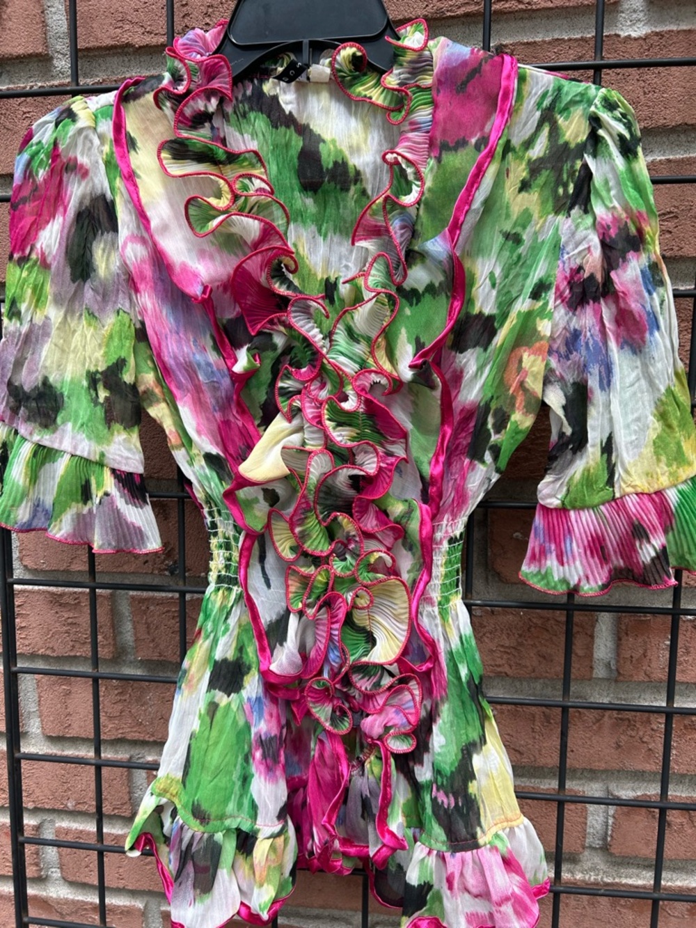 Floral Ruffle V-Neck Blouse - Multicolor - Picture 2 of 3